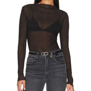 *NWOT* SNDYS x Revolve Marseilles Top